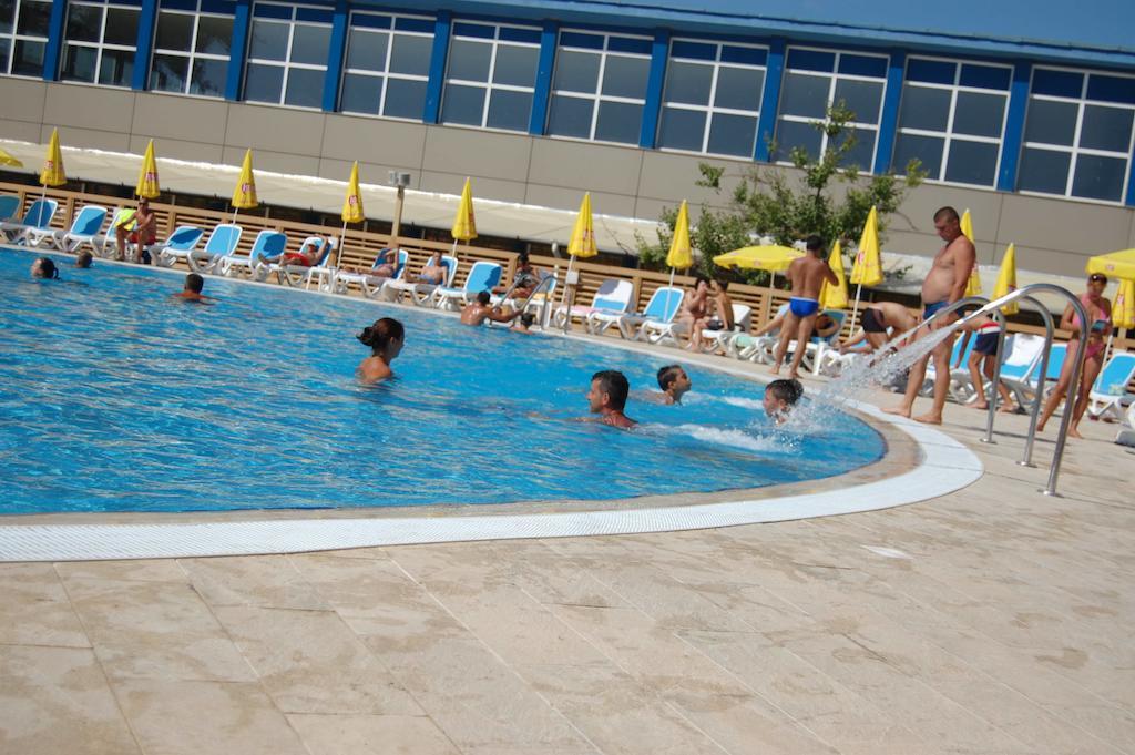 Hotel Aurora Mamaia Exterior photo